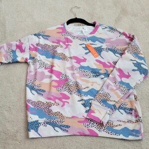 SUNDRY Women's Abstract Camo Oversize Top Size 0 Pigment Paper Color